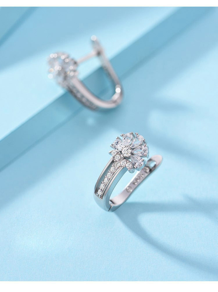Petal Cluster Hoop Earrings, product image 4