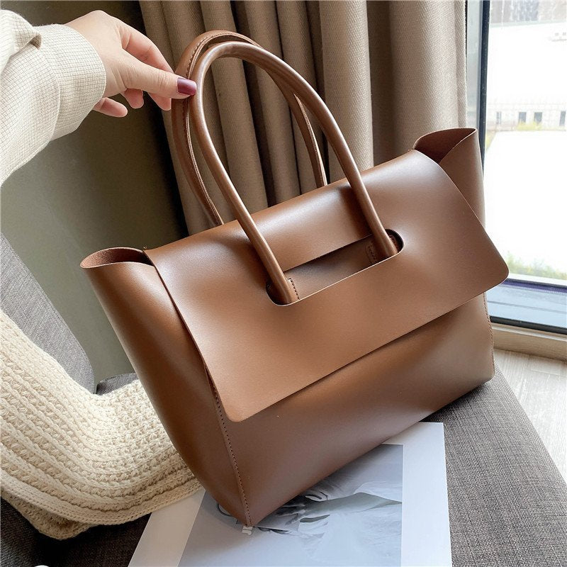 Flared Flap Shoulder Tote, product image 4