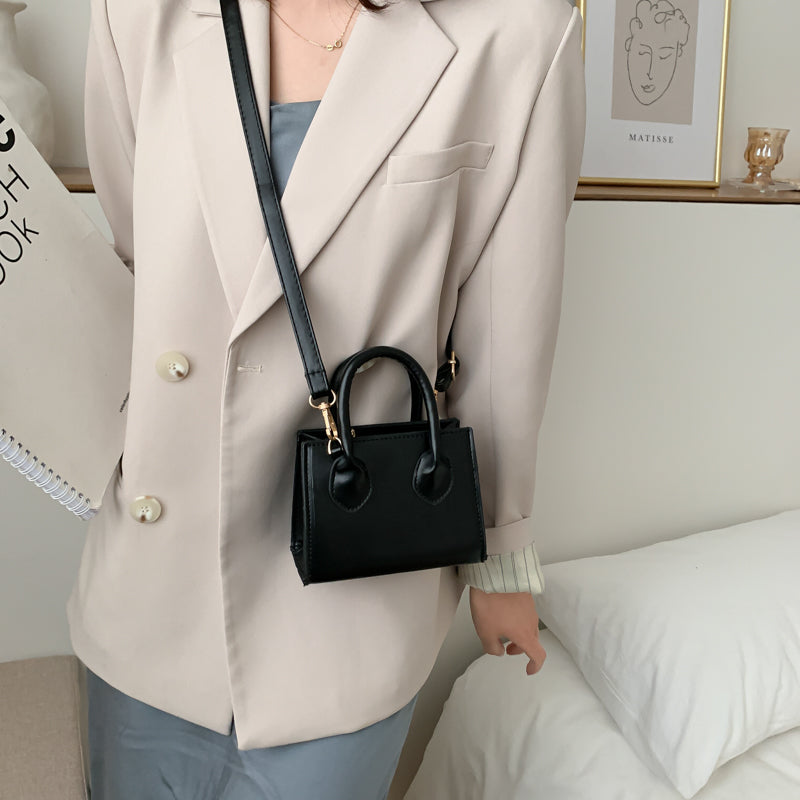 The Chloé Mini Crossbody, product image 6