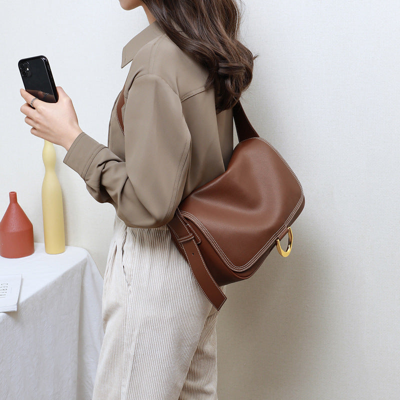 Minimalist Leather Shoulder Bag, product image 2